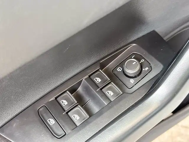 Volkswagen Polo view 20