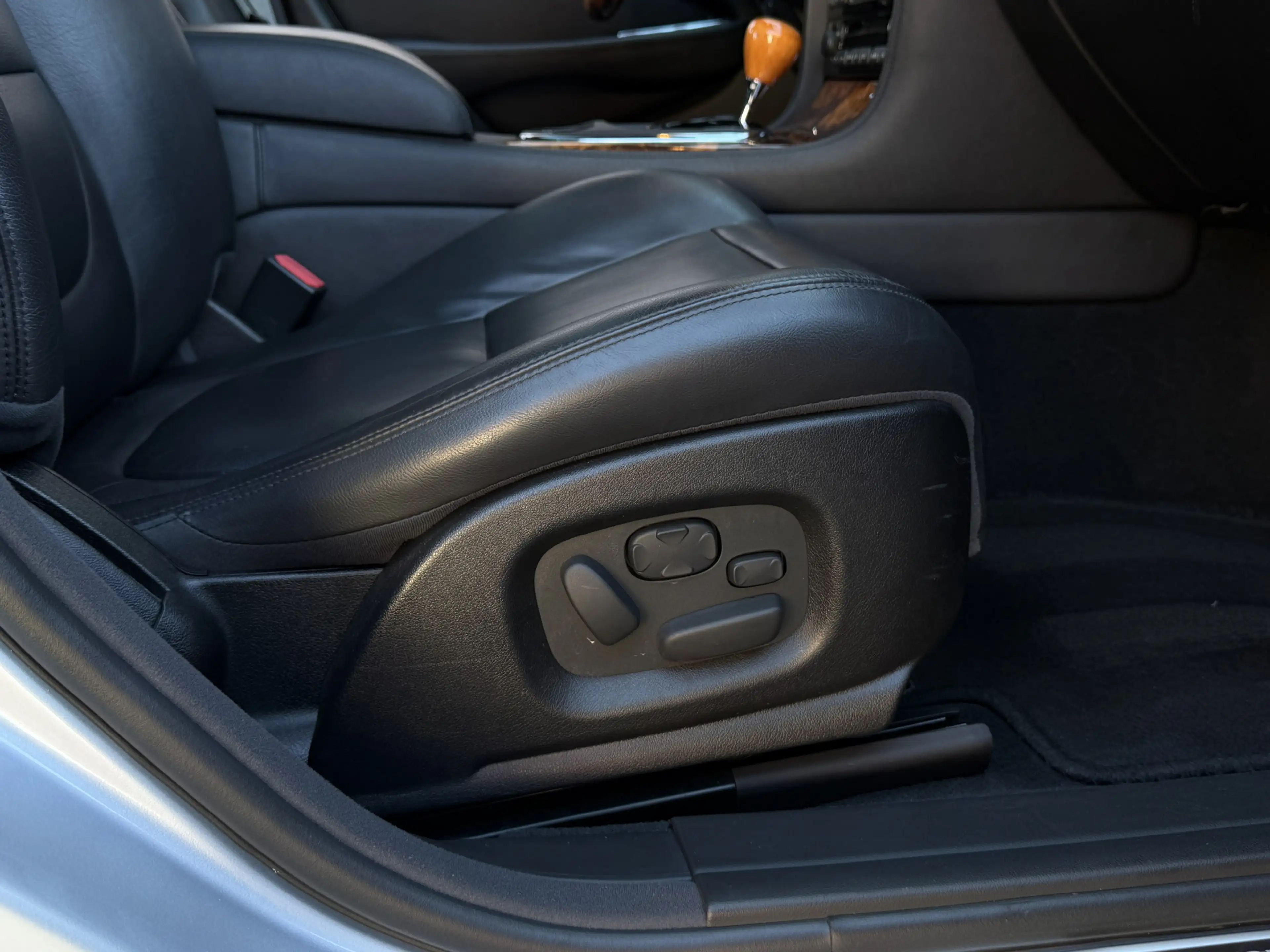 Jaguar XJ 3.0 V6 I Aut. I Navi I Leder I Youngtimer — photo 15