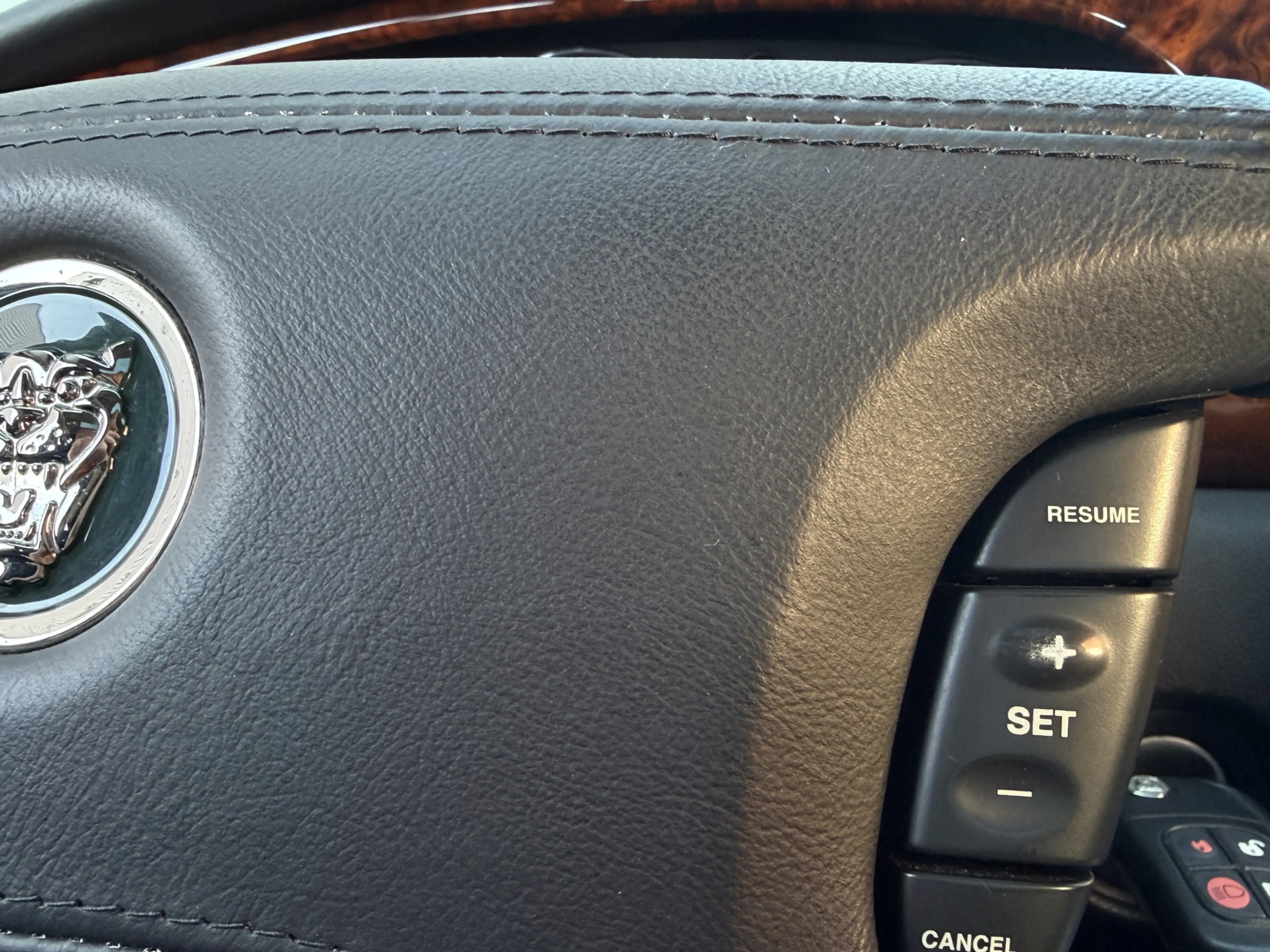 Jaguar XJ 3.0 V6 I Aut. I Navi I Leder I Youngtimer — photo 21