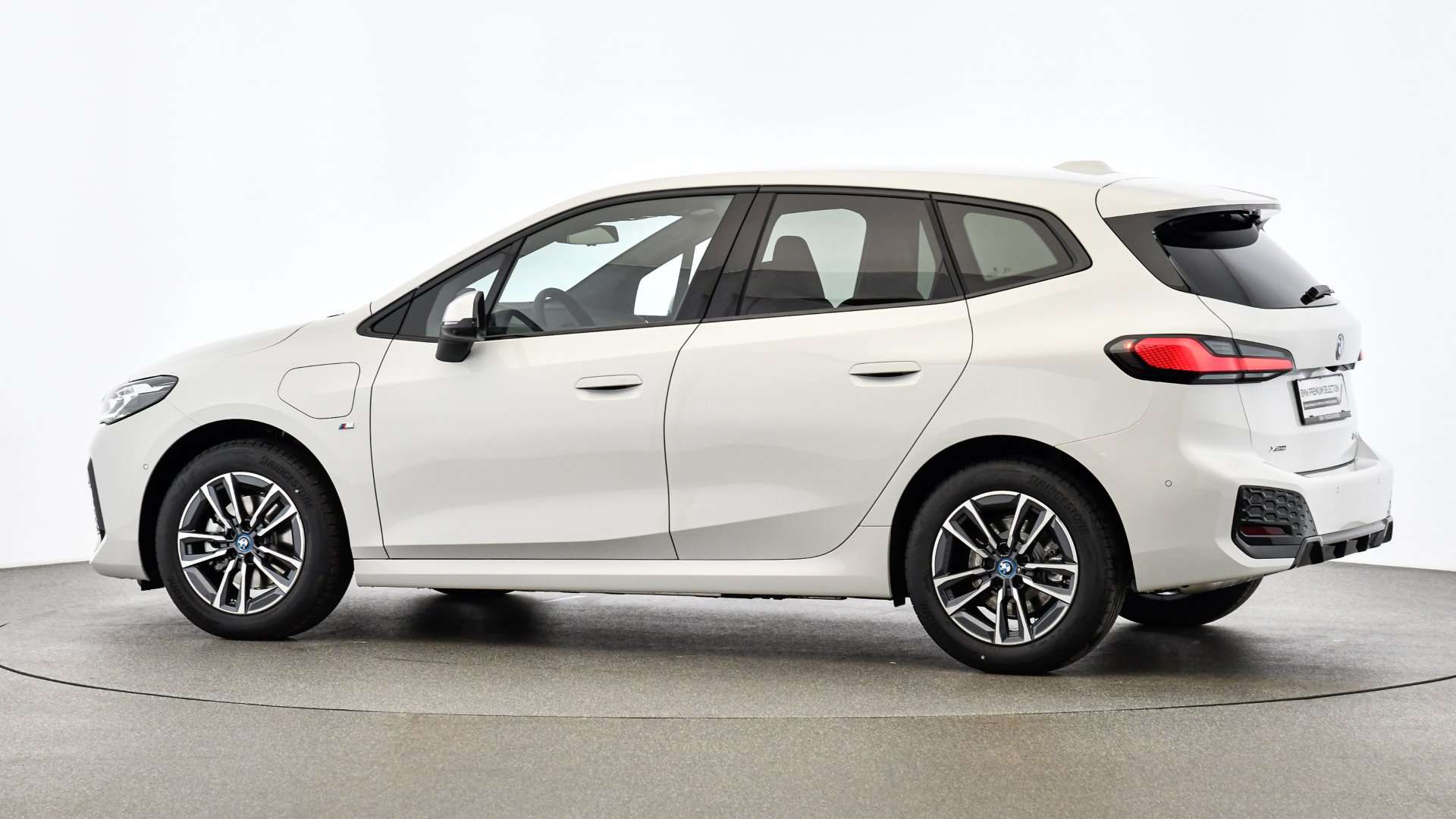 BMW Série 2 Active Tourer 225e XDrive - 2024 - Joinsteer - #4