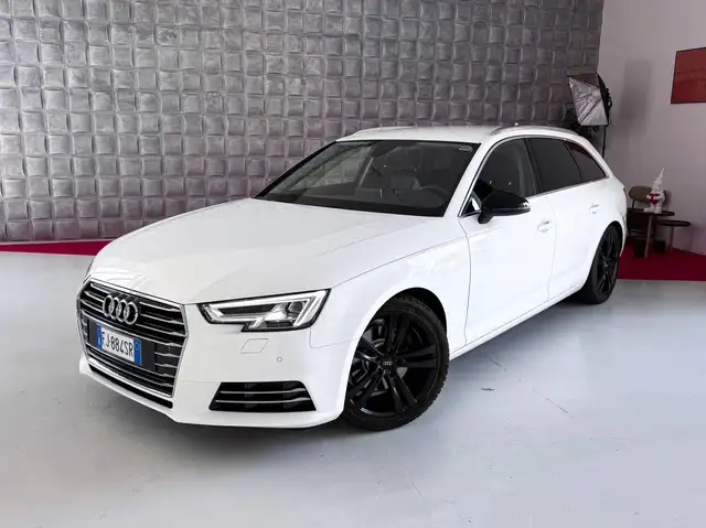 Audi A4 Avant 35 2.0 tdi Sport 150cv s-tronic