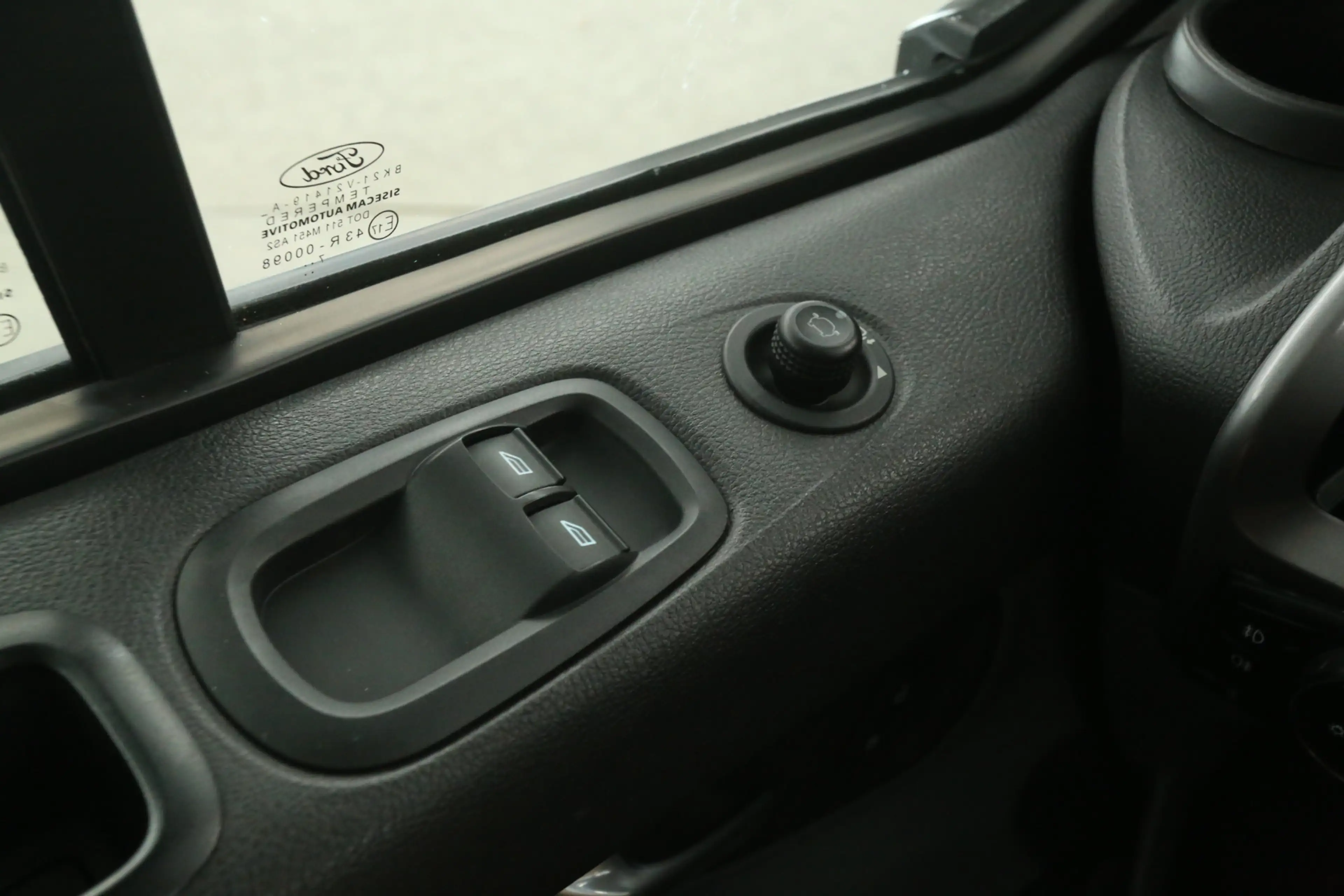 Ford Transit Custom 2.0 TDCI L2H1 | Airco | Camera | Cruise | 3 Zits | — photo 22