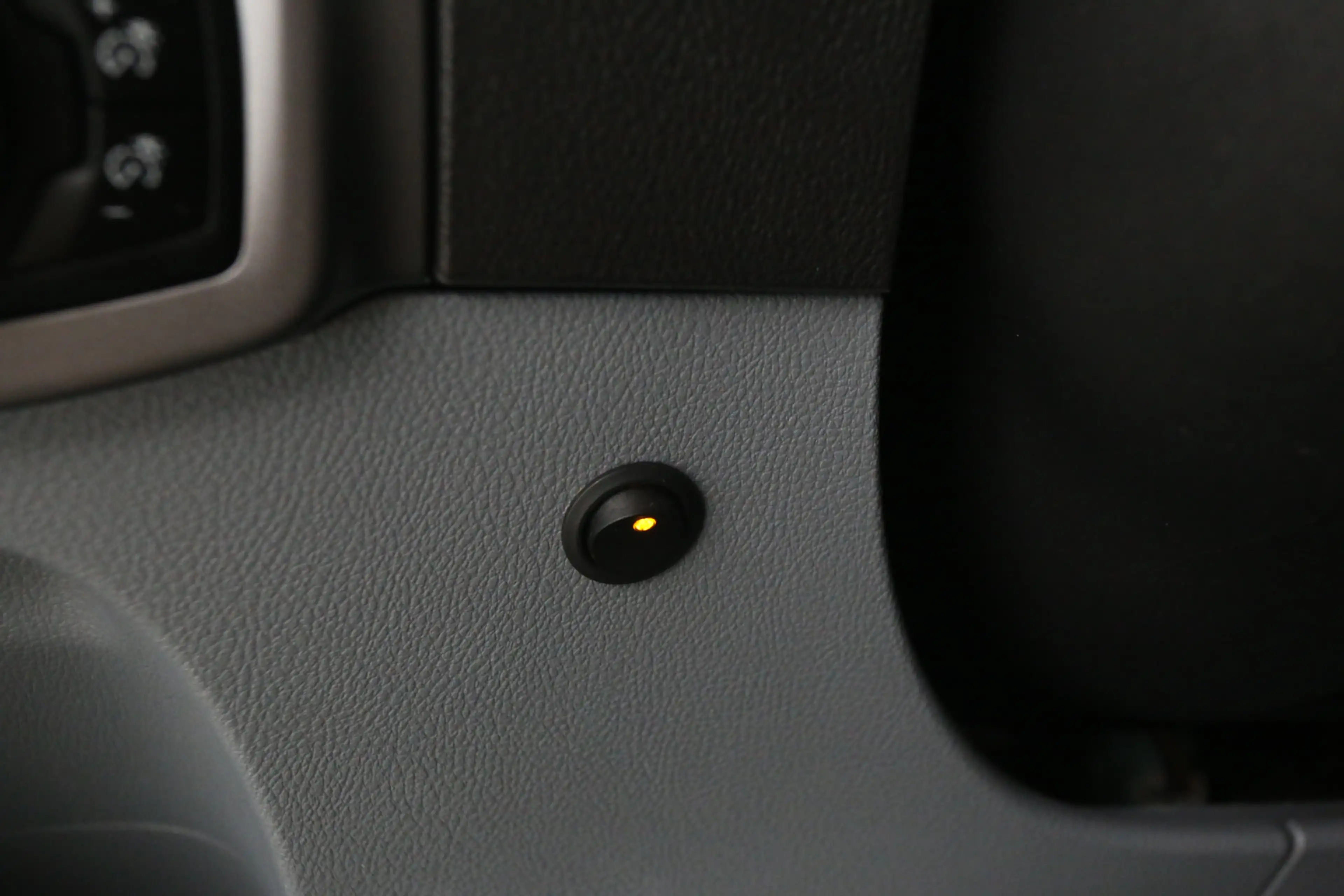 Ford Transit Custom 2.0 TDCI L2H1 | Airco | Camera | Cruise | 3 Zits | — photo 24