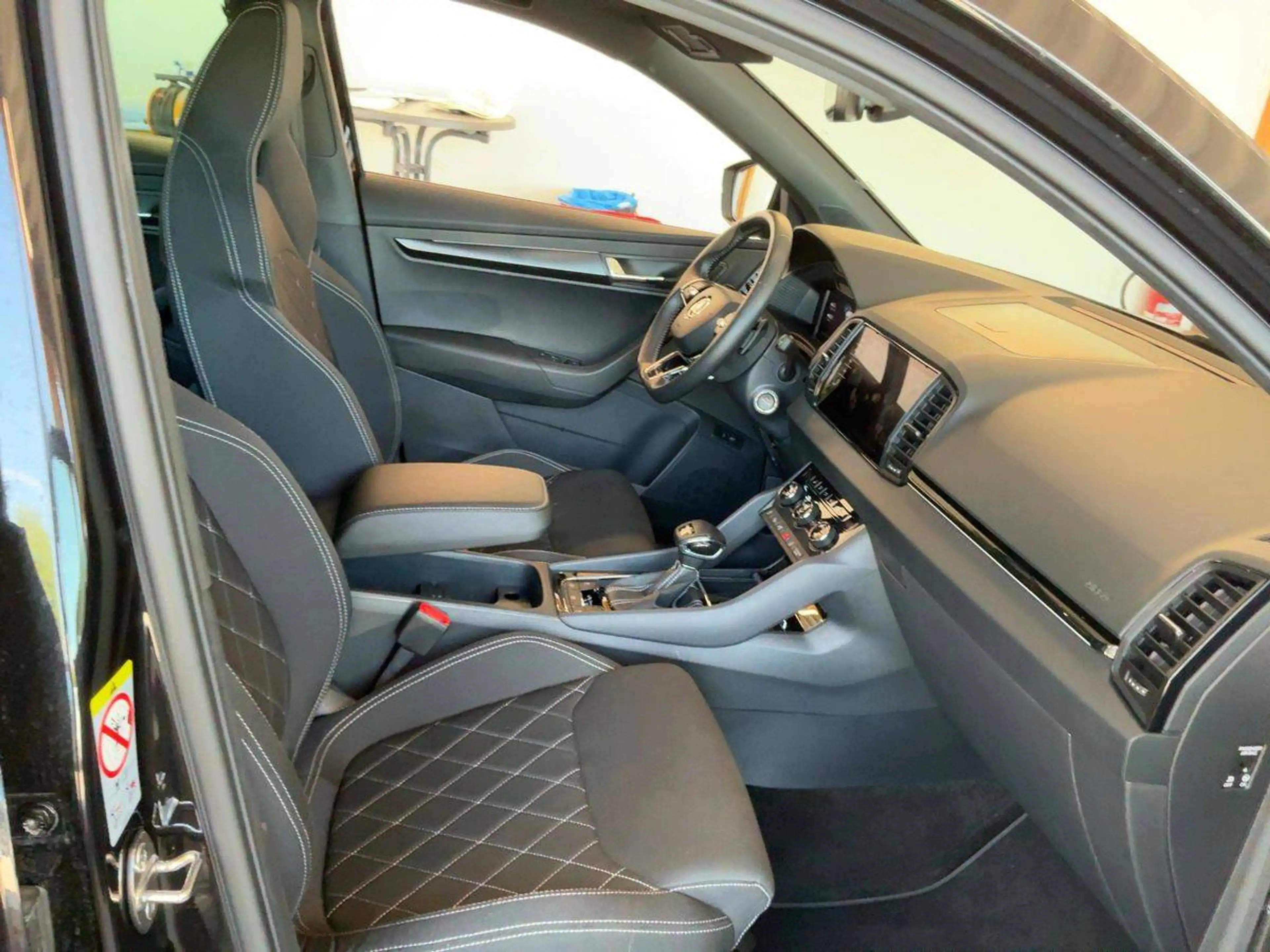 Skoda Karoq Sportline 4x4 — photo 3