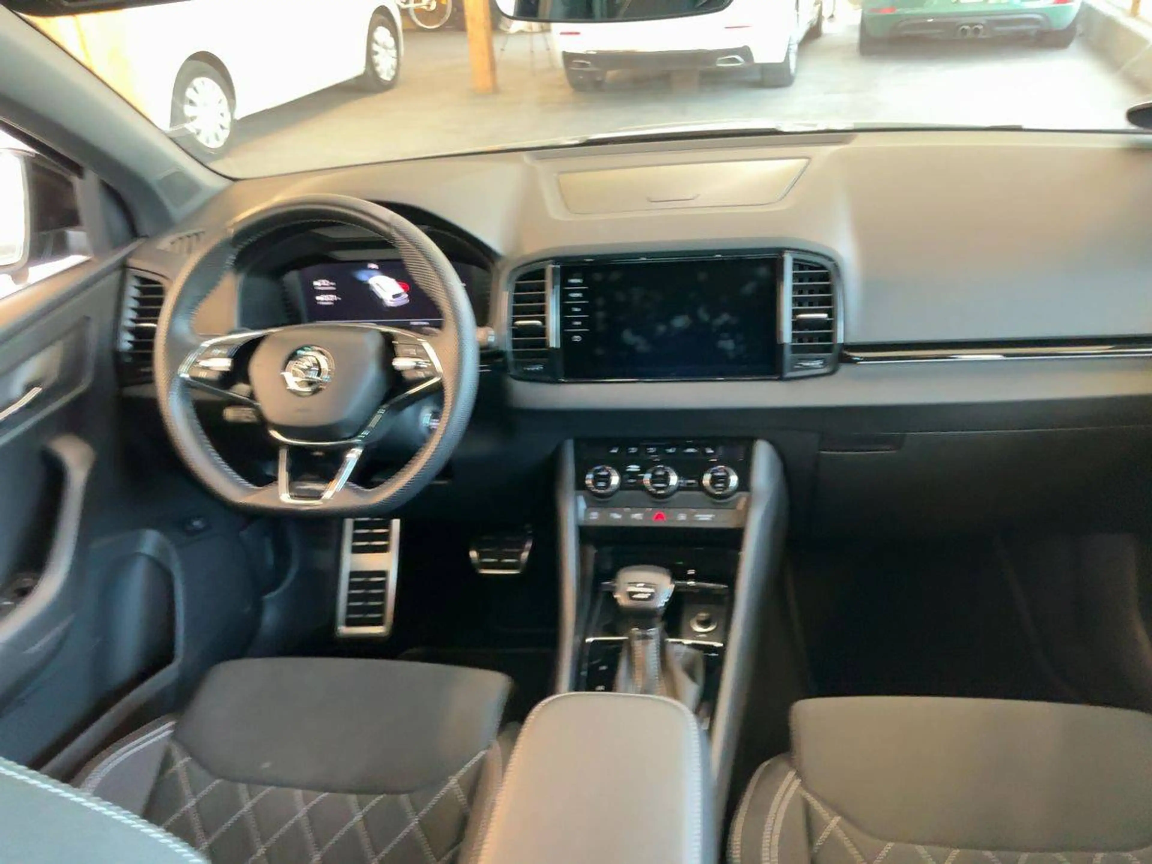 Skoda Karoq Sportline 4x4 — photo 5