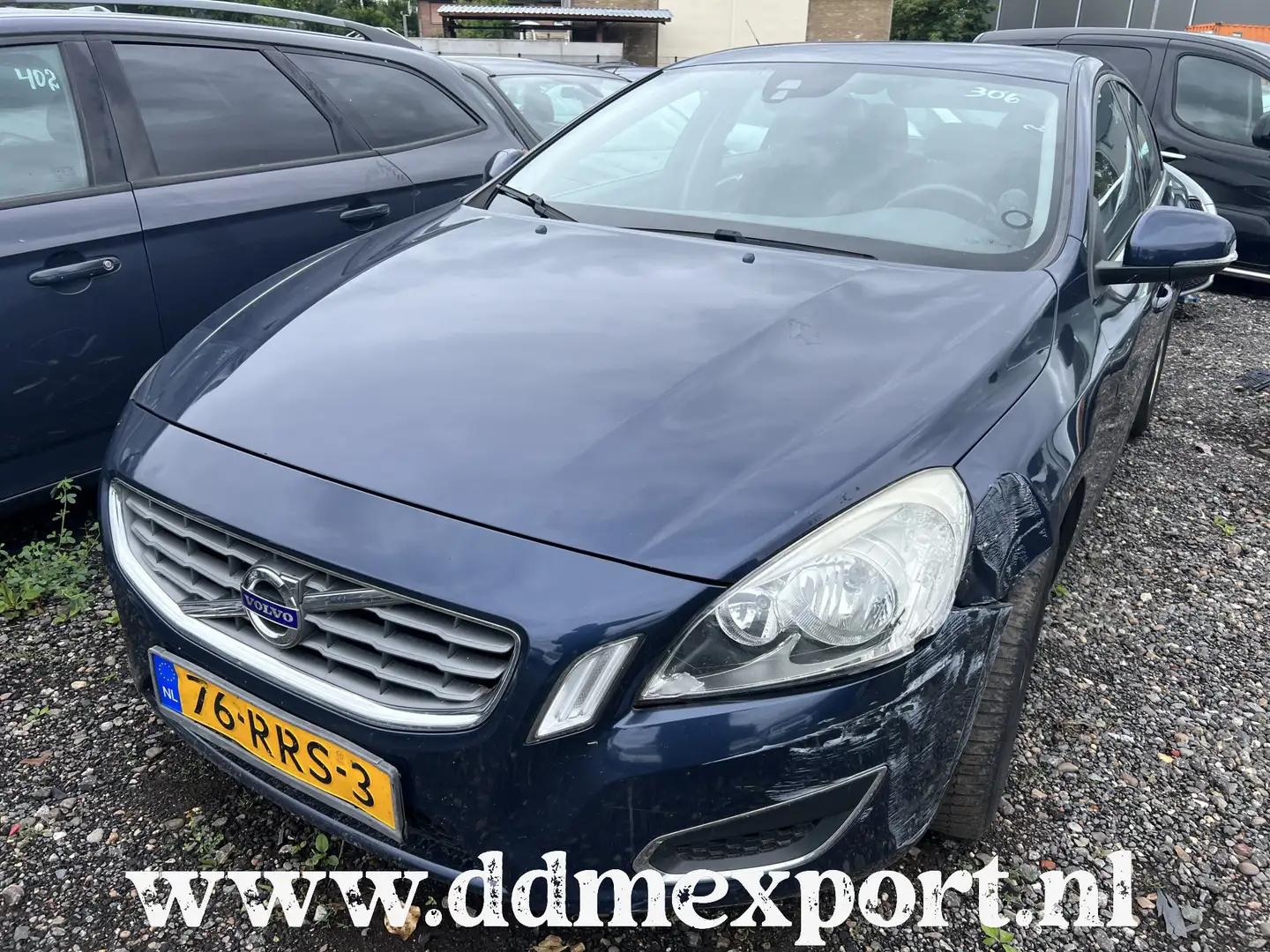 Volvo S60 1.6 T4 Kinetic Through damage not drivable Blauw - 1