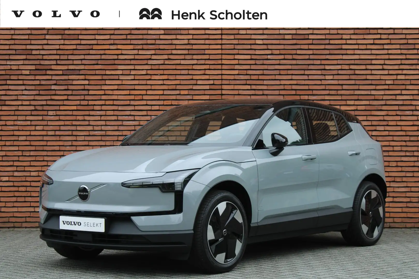 Volvo EX30 Twin Motor Performance Ultra | Vierwiel aandrijvin Grijs - 1