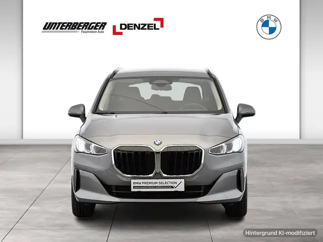BMW 2 Series view 2