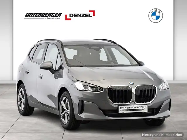 BMW 2 Series view 3