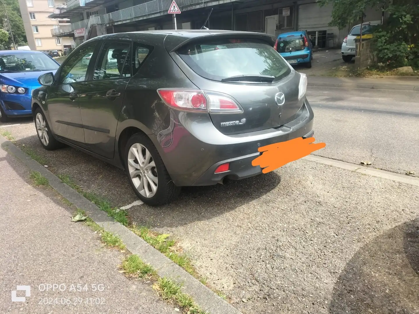 Mazda 3 Mazda3 1.6L MZ-CD Elegance - 1