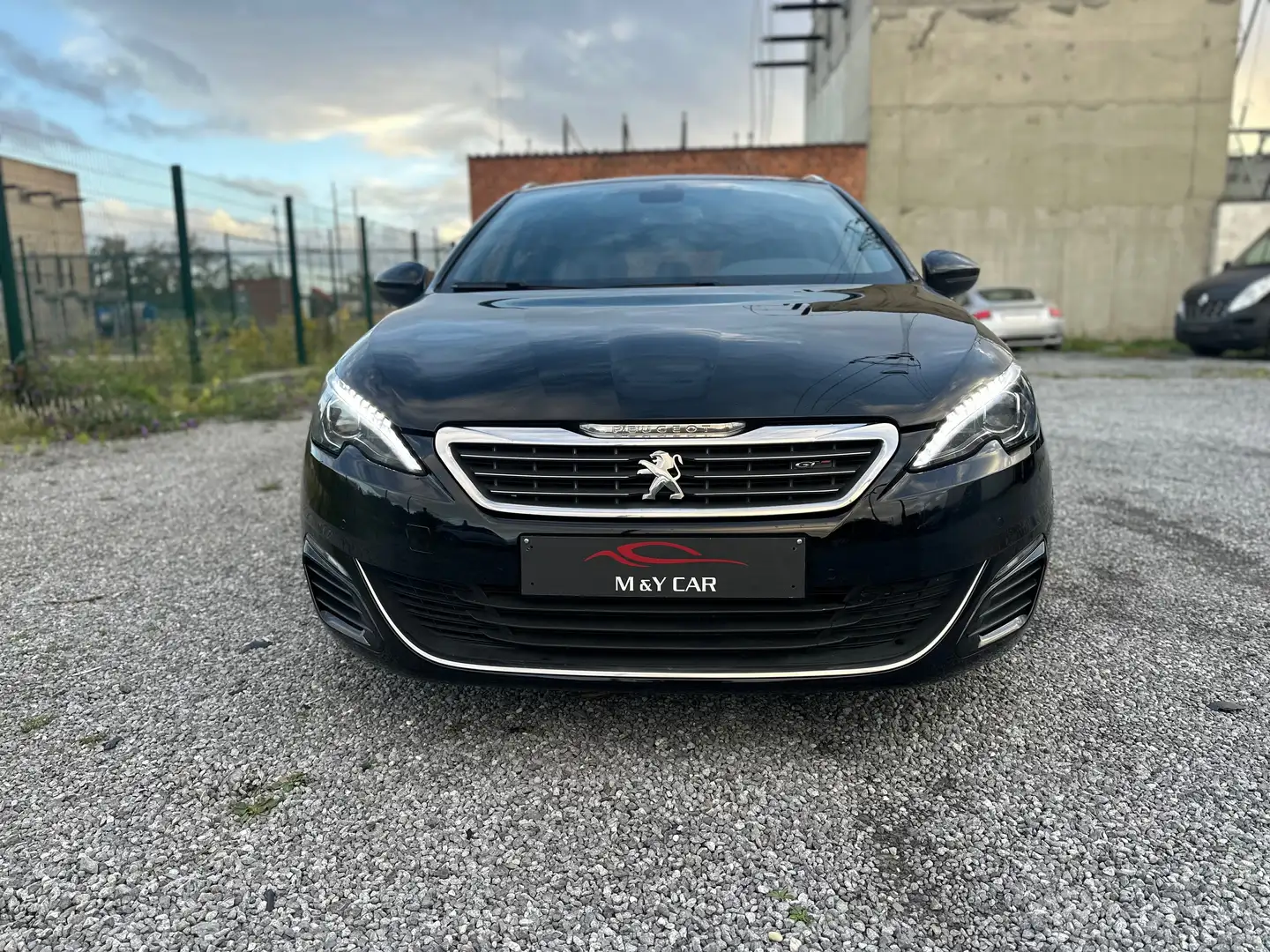 Peugeot 308 308 SW 2.0 BlueHDi 180 CV GT Noir - 2