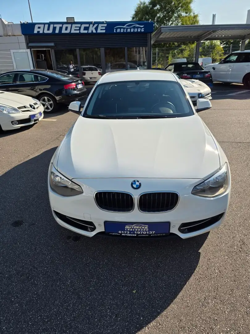 BMW 118 Baureihe 1 Lim. 3-trg. 118 d Sport Blanc - 2