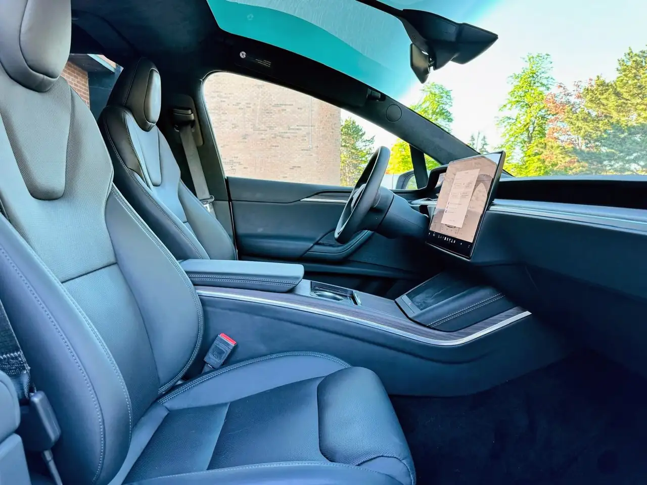 Tesla Model X photo Tesla Model X