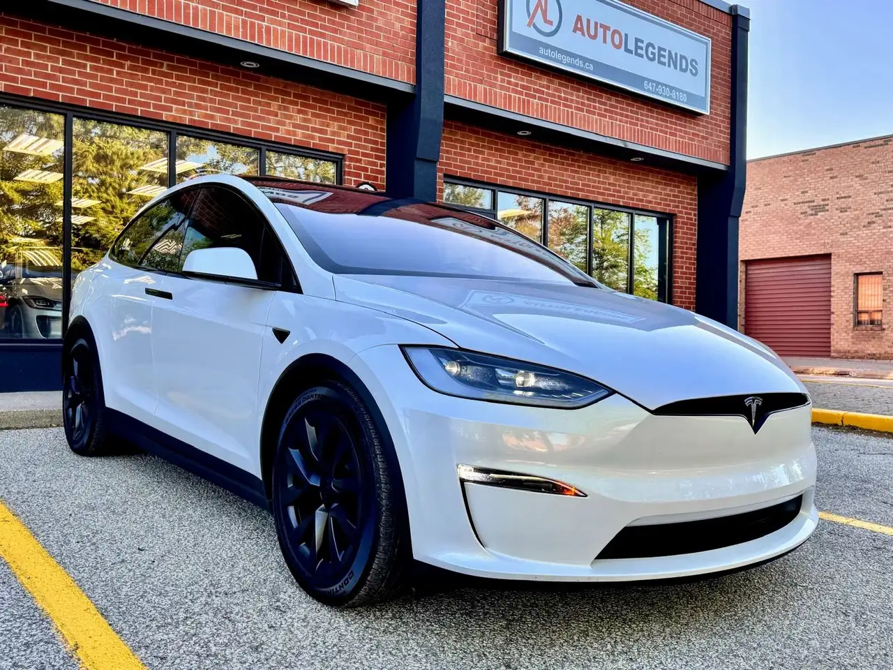 Tesla Model X photo Tesla Model X