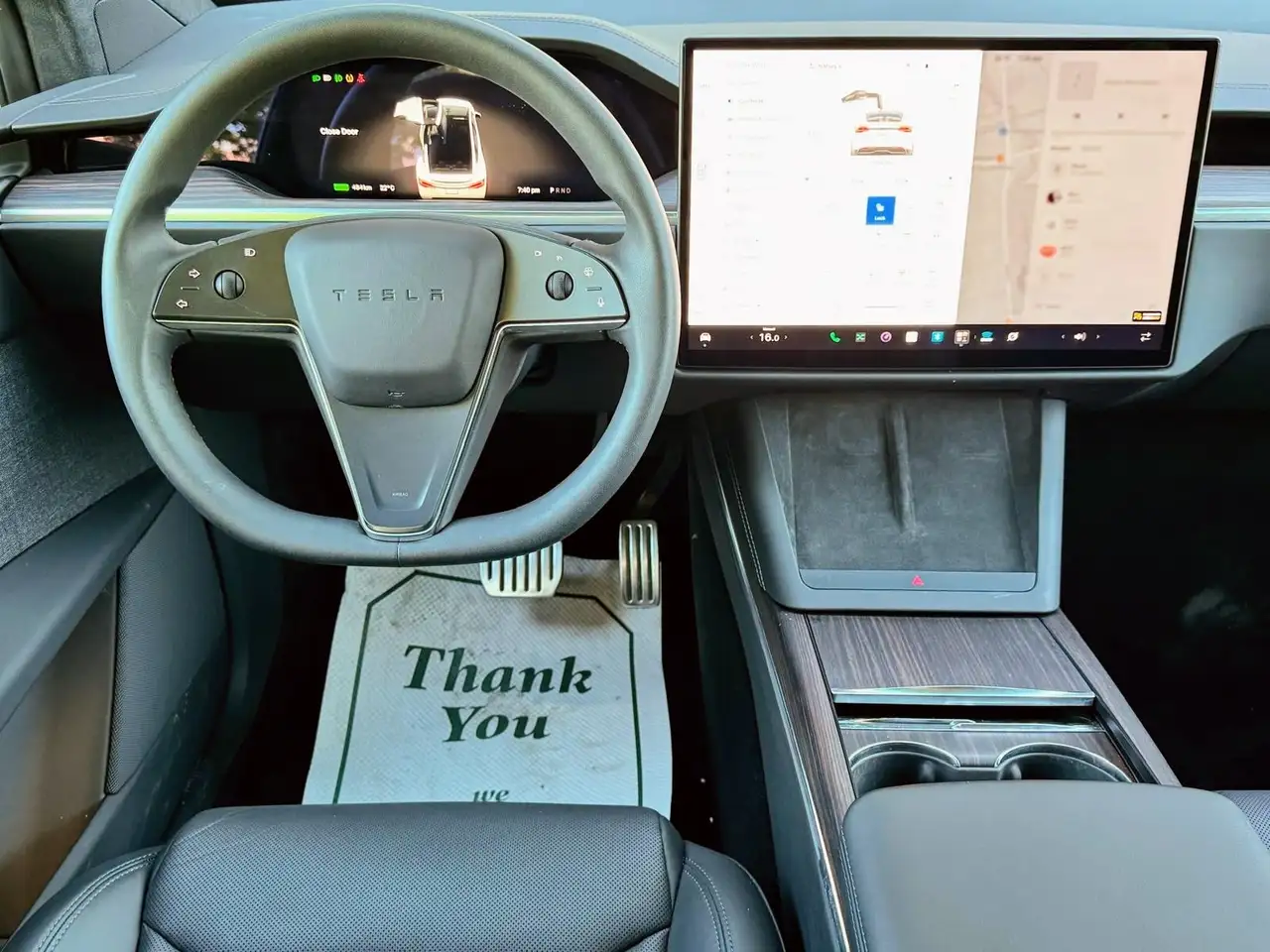 Tesla Model X photo Tesla Model X