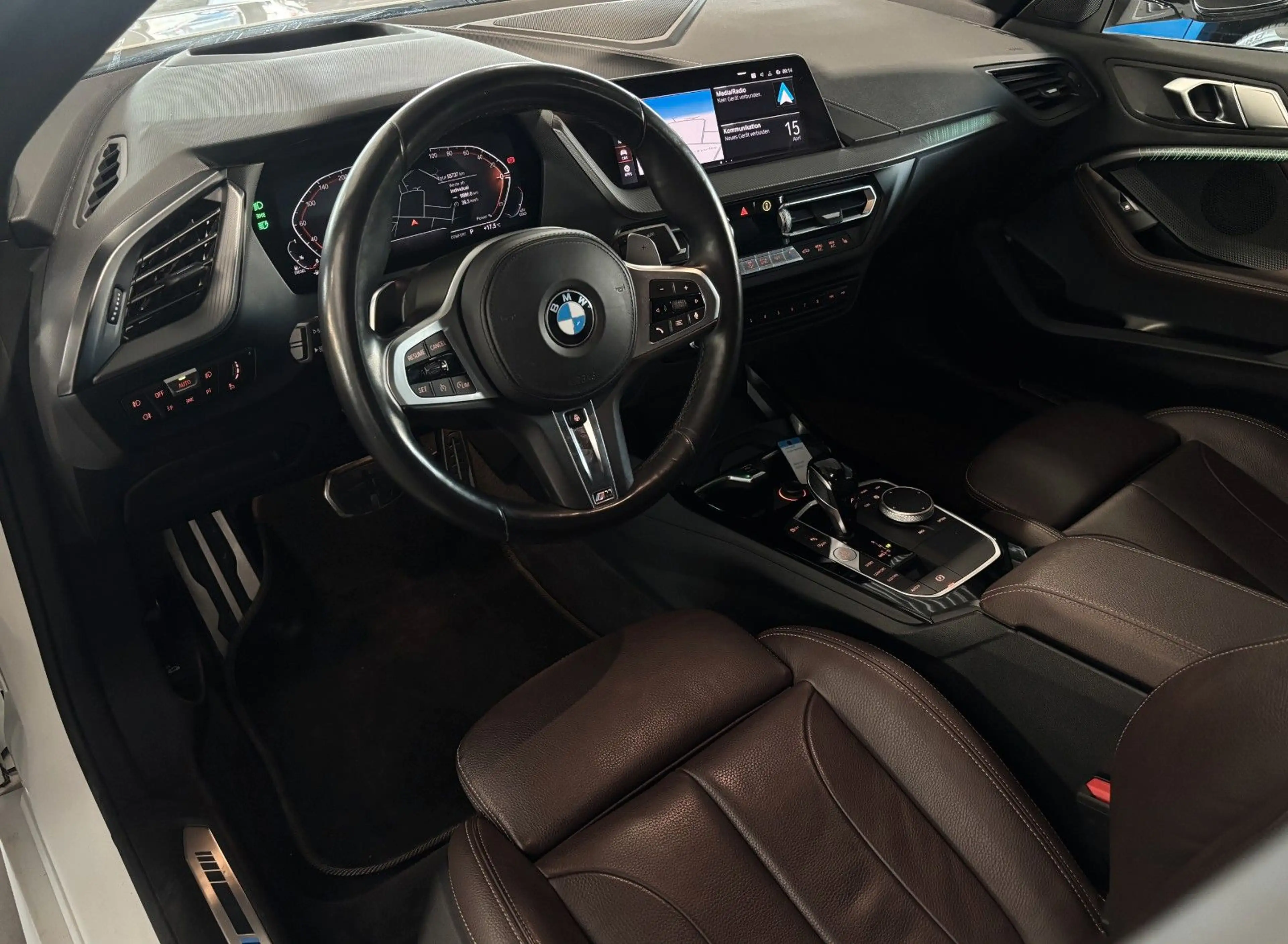 BMW 218 218d Gran Coupé M Sport*HEAD-Up*PANORAM*VOLL — photo 9