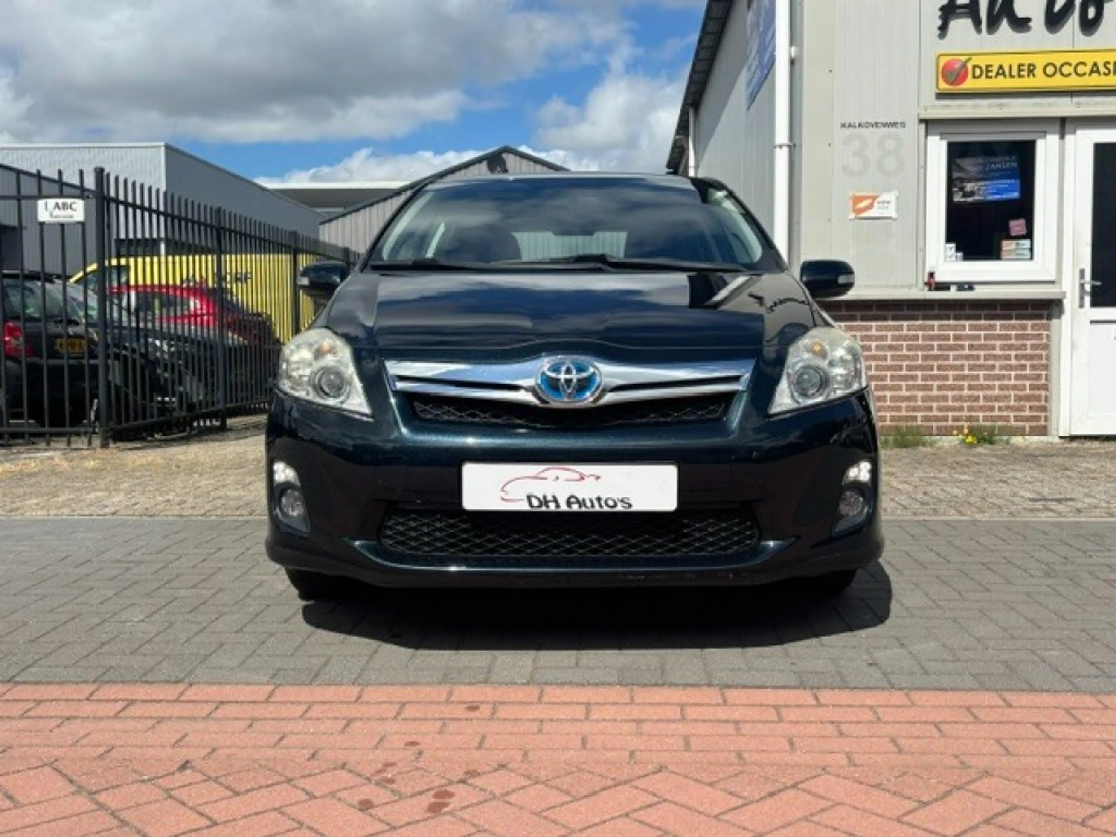 Toyota Auris 1.8 FULL HYBRID LIM. — photo 7