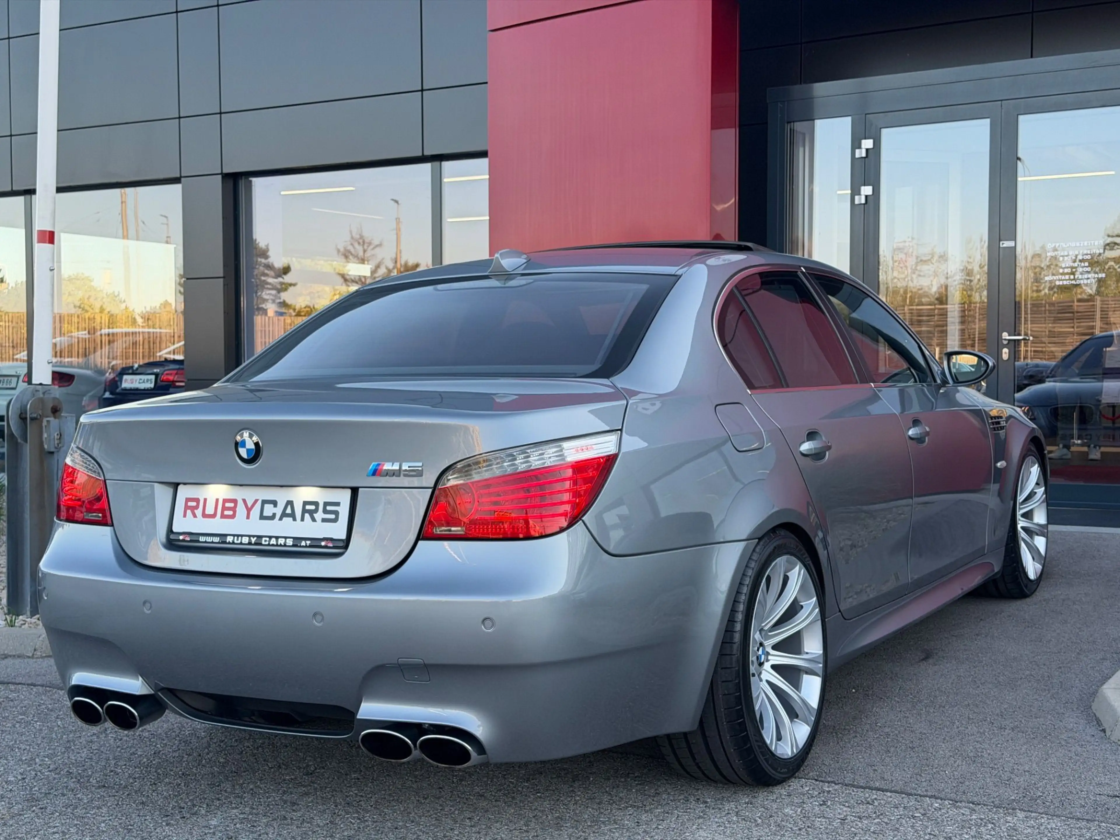 BMW M5 V10 Eisenmann Race / LCI Retrofit — photo 9