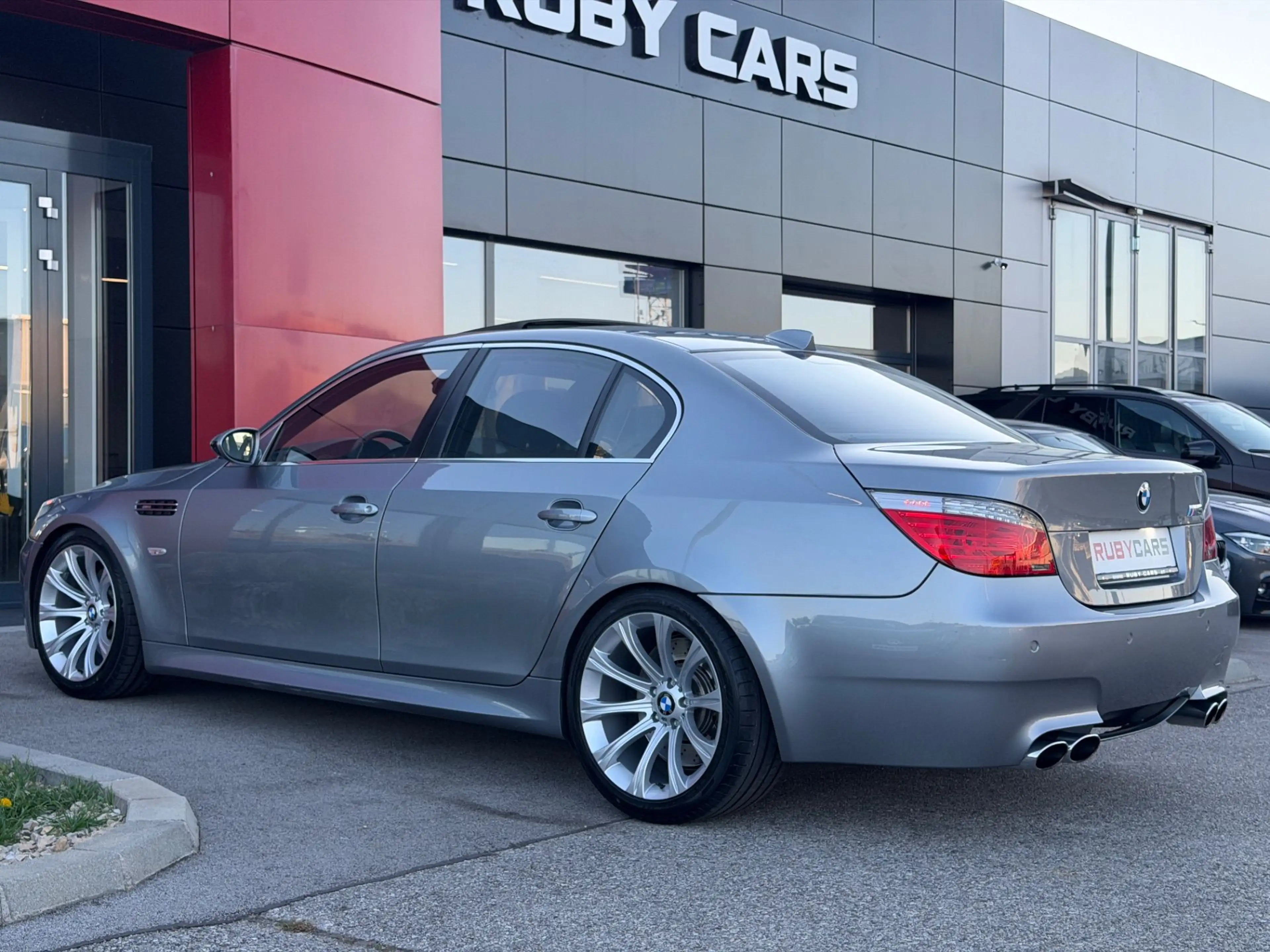 BMW M5 V10 Eisenmann Race / LCI Retrofit — photo 10