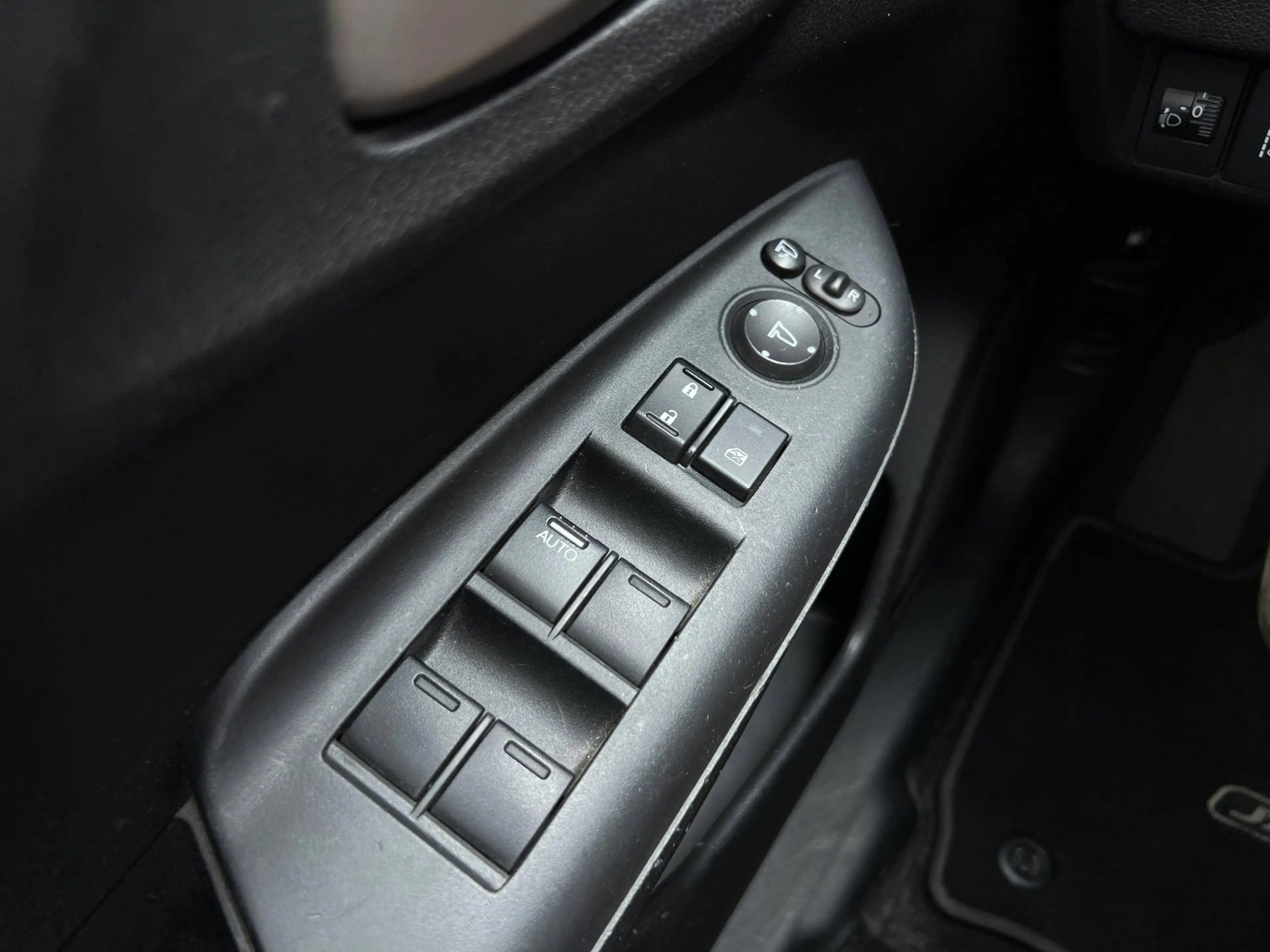 Honda Jazz 1.3 i-VTEC|Trekhaak|Navi|Bluetooth|Cruise|Airco — photo 17