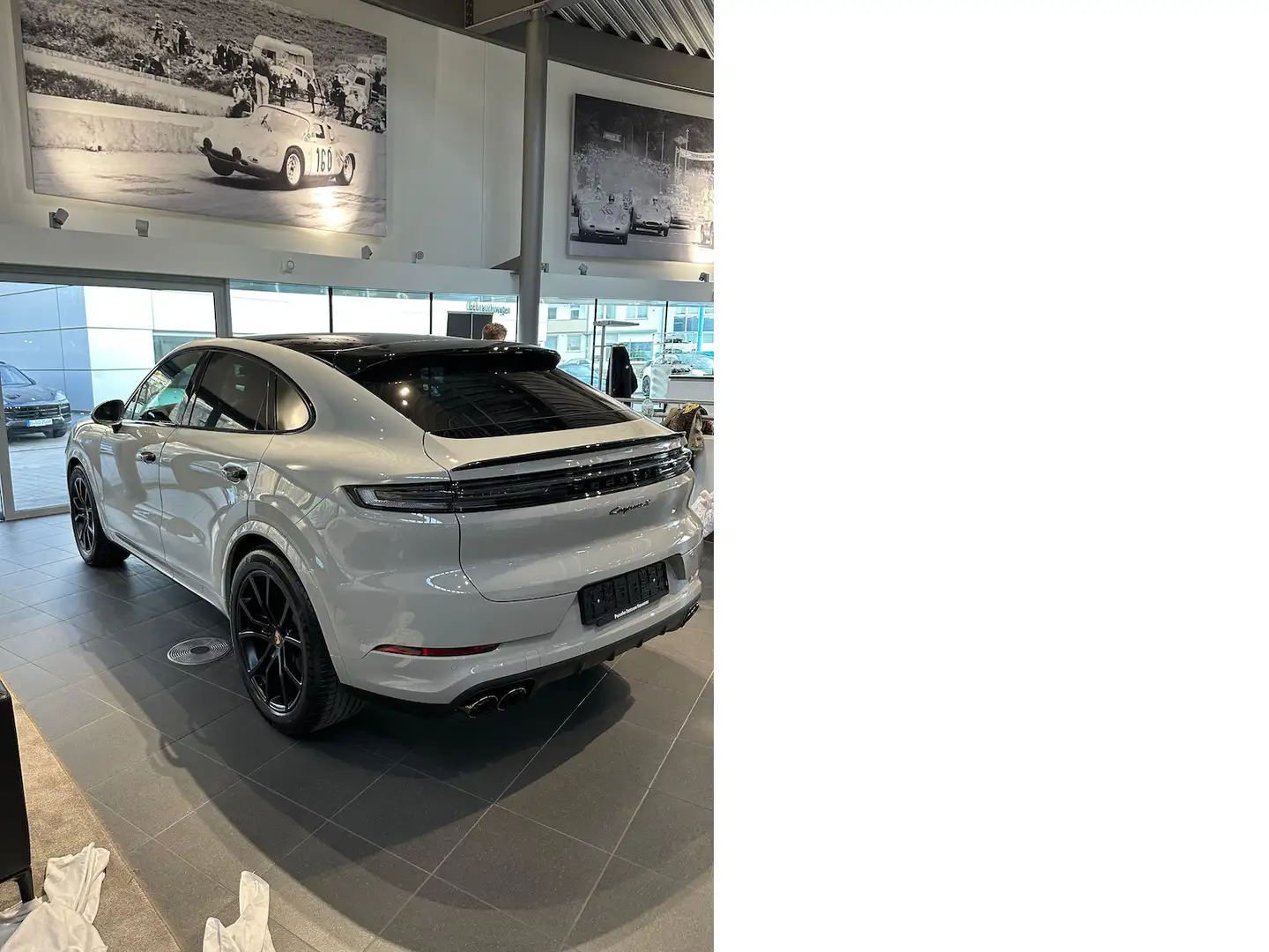 Porsche Cayenne S Coupe Pano 1.HD Sport Digital LED Gris - 2