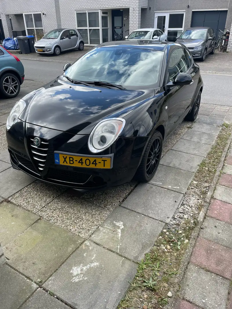 Alfa Romeo MiTo 1.4 Distinctive Zwart - 1