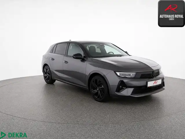 Opel Astra view 7