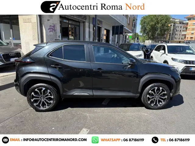 Toyota Yaris Cross view 11
