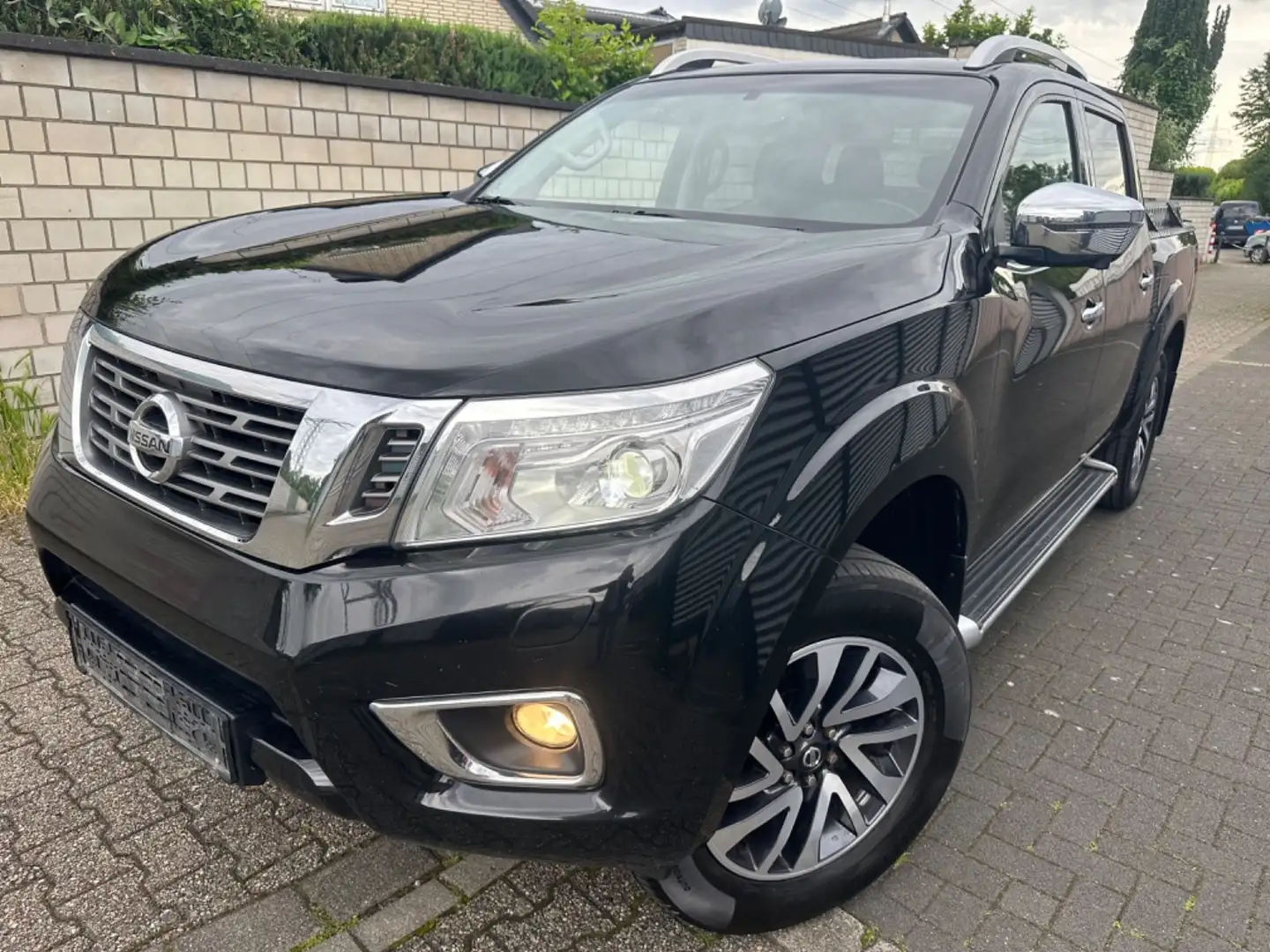 Nissan Navara NP300 N-Connecta Double Cab 4x4*Leder*Navi*360ka Negro - 1