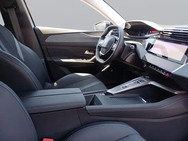 Peugeot 308 view 11