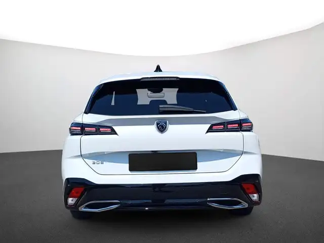 Peugeot 308 view 3