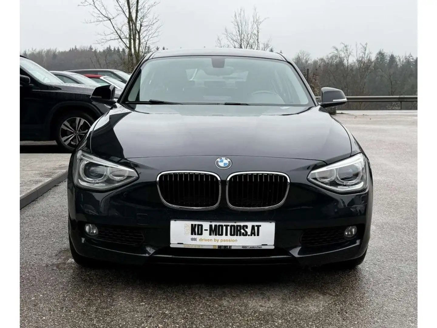 BMW 120 d xDrive *R-Kamera*PDC* Schwarz - 2
