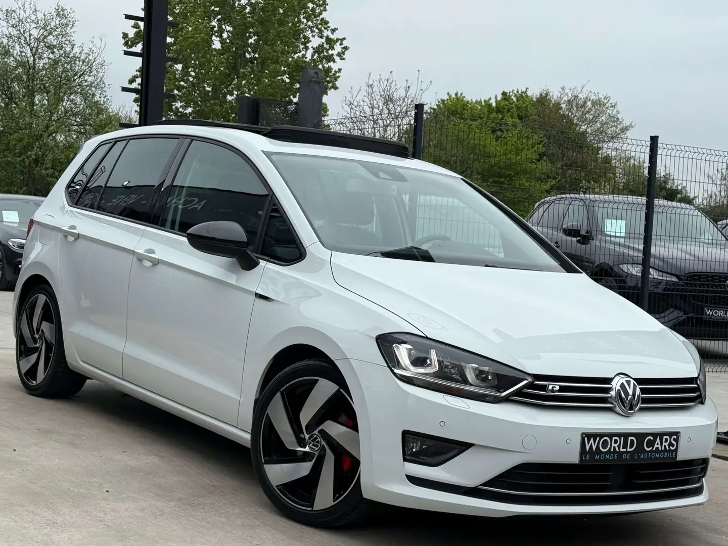 Volkswagen Golf Sportsvan 2.0 CR TDi R LINE DSG TOIT PANO DISTRO CAMERA FULL Blanc - 2