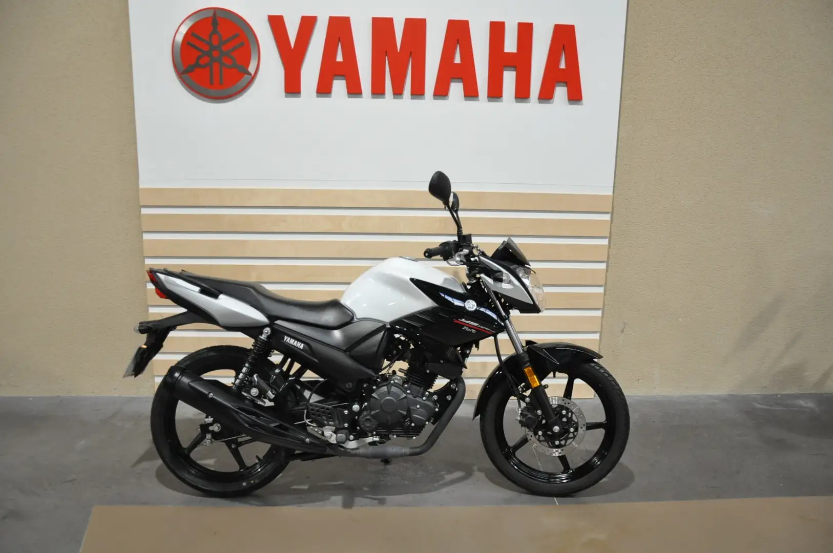 Yamaha YS 125 Blanc - 1