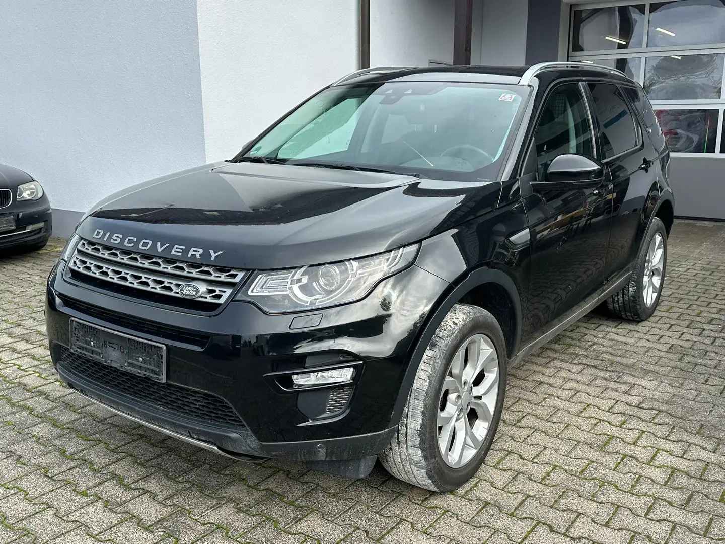 Land Rover Discovery Sport Pure MOTORSCHADEN Negru - 1