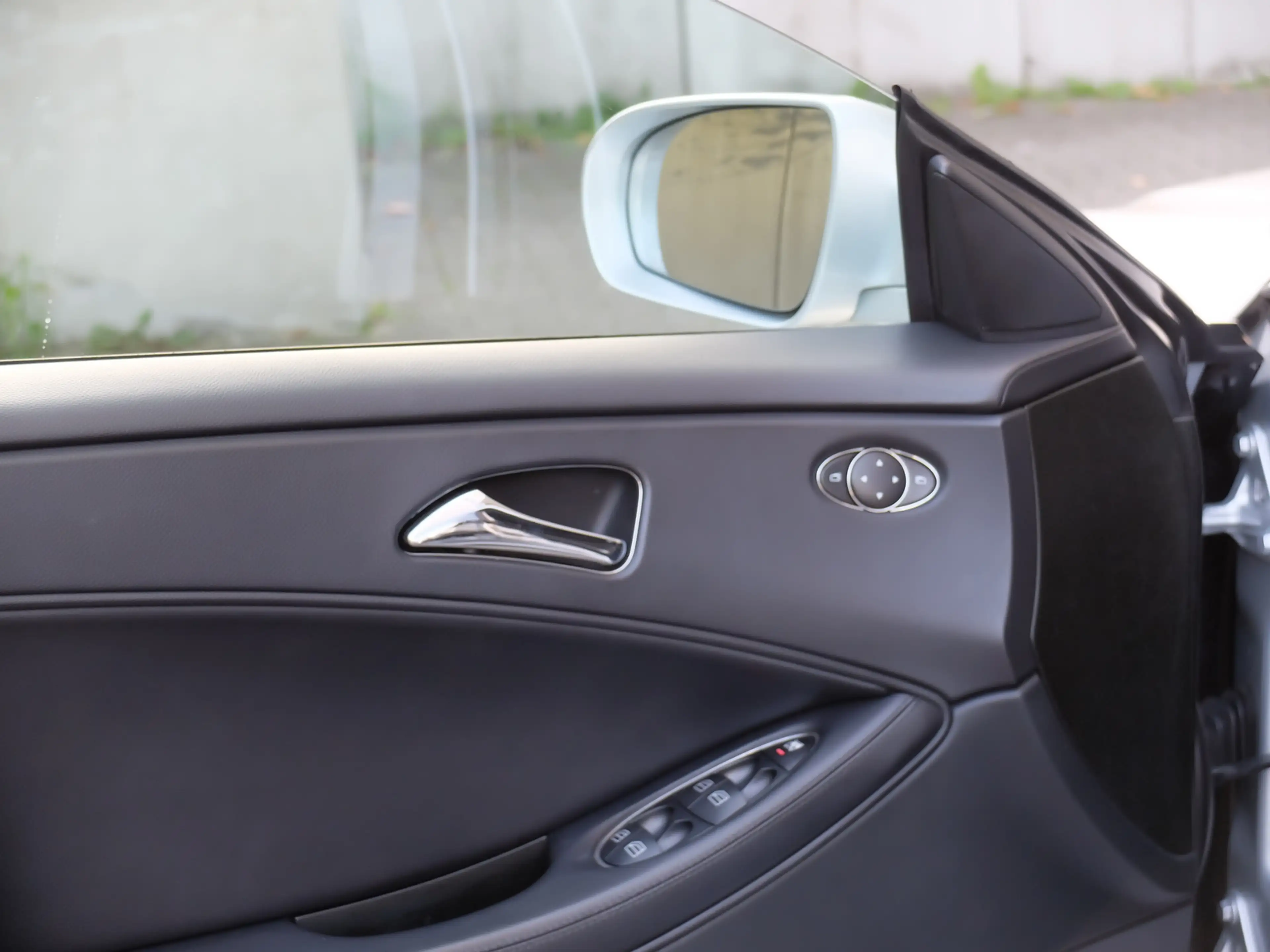 Mercedes-Benz CLS 280 Facelift Leder Comand — photo 9