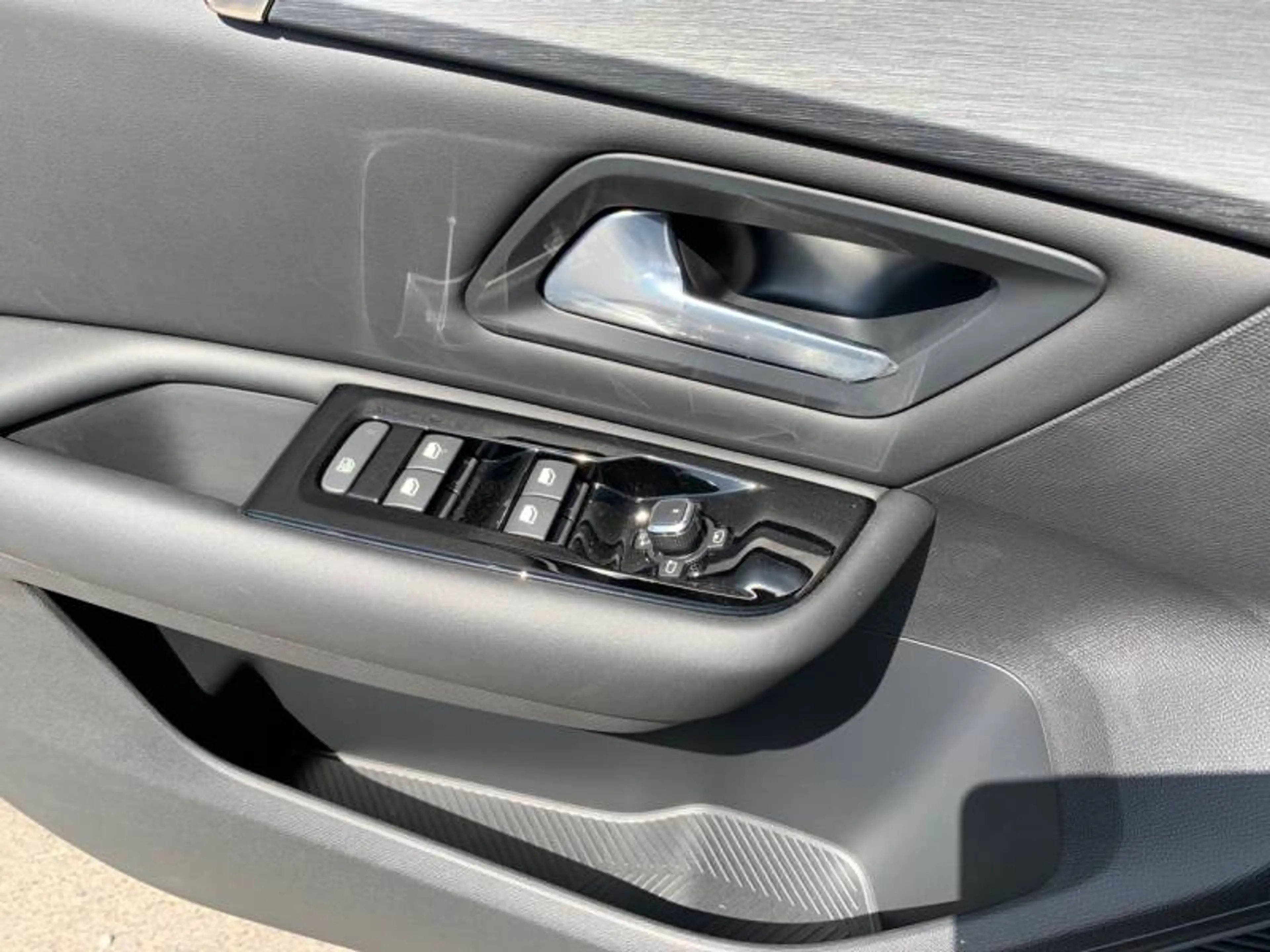 Citroen C5 X 1 1.2 PureTech 130 S&S EAT8 Shine — photo 15