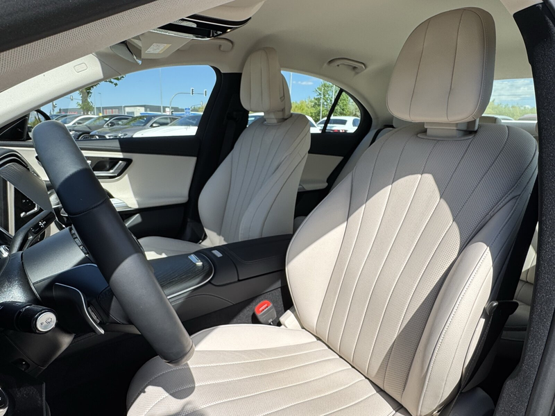 Mercedes-Benz E 300 E 300 de Edition Avantgarde Airmatic HinterachsLenk — photo 10
