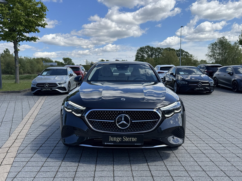Mercedes-Benz E 300 E 300 de Edition Avantgarde Airmatic HinterachsLenk — photo 2