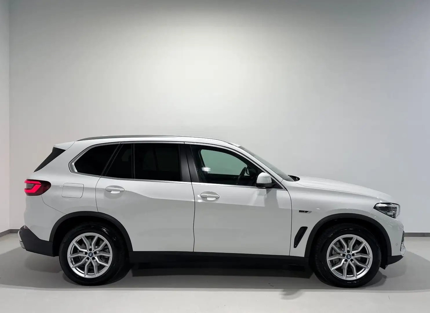 BMW X5 xDrive45e/HEAD-UP/AHK/360*Grad/ACC/Memory Weiß - 2