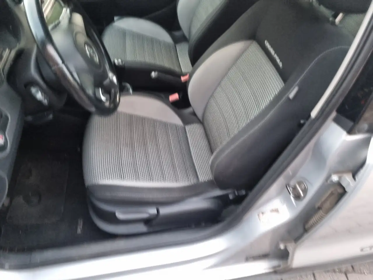 Volkswagen Polo Citadine 5 portes — photo 10