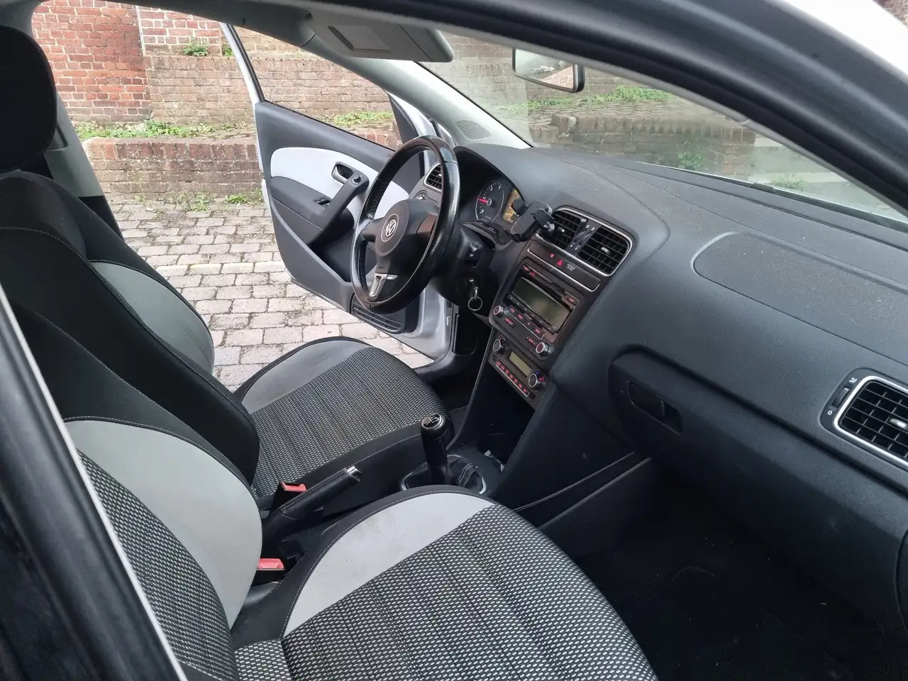 Volkswagen Polo Citadine 5 portes — photo 12