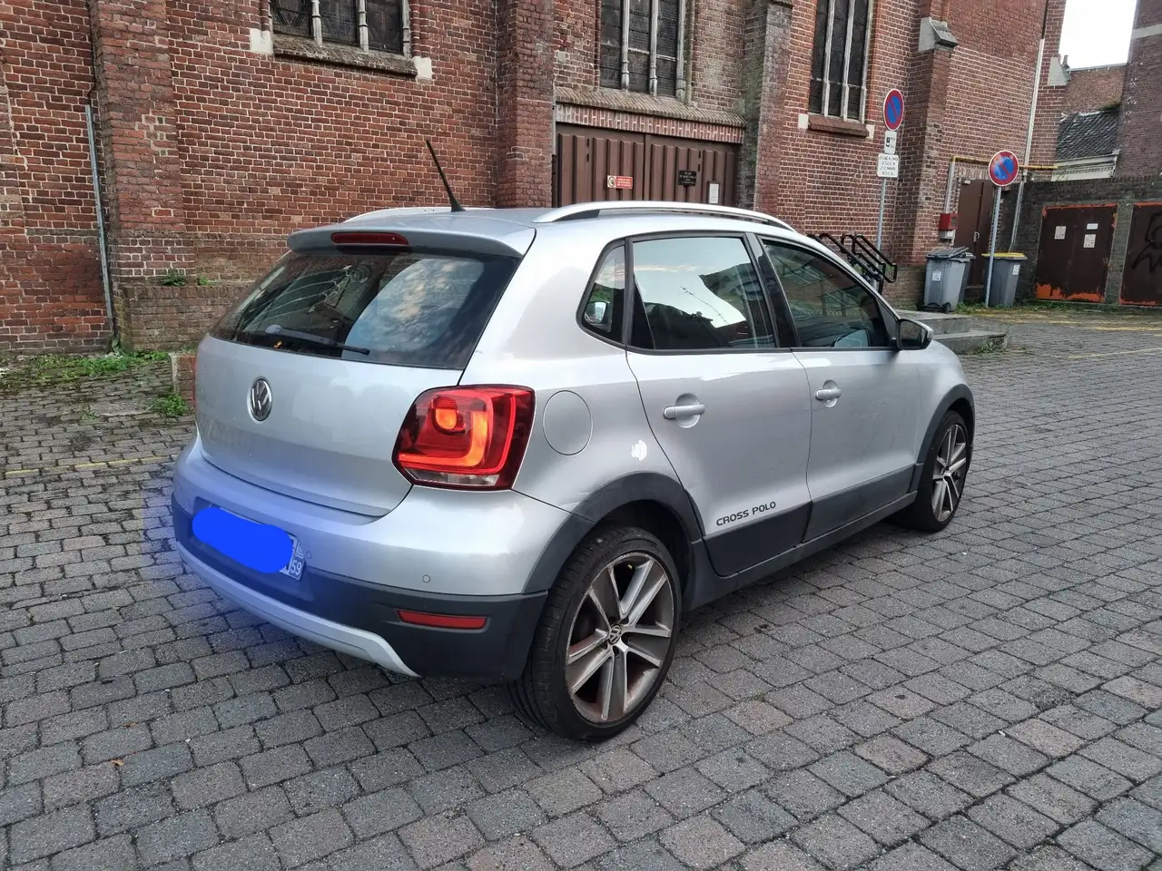 Volkswagen Polo Citadine 5 portes — photo 3