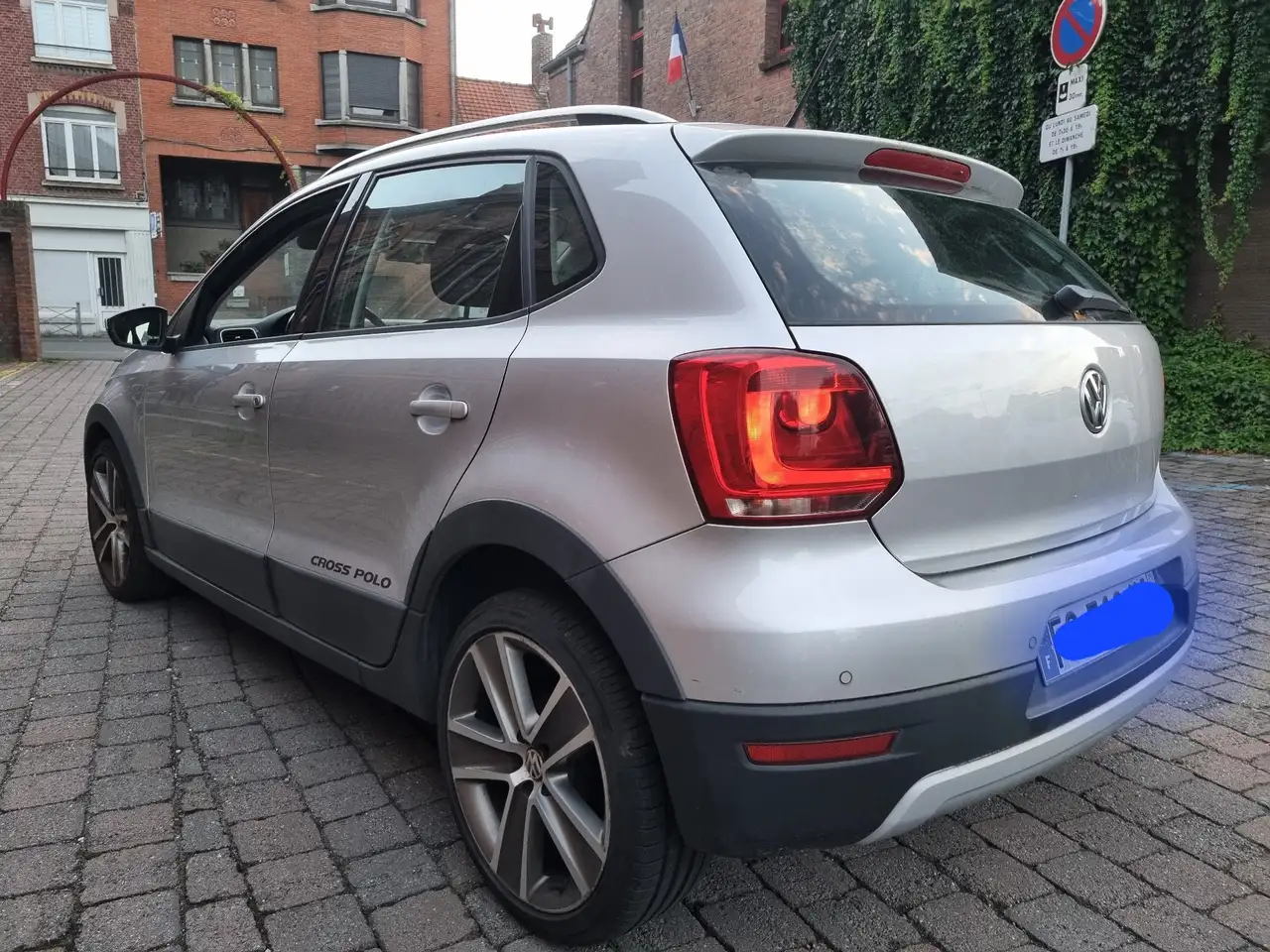 Volkswagen Polo Citadine 5 portes — photo 6