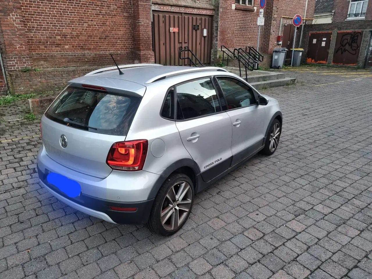 Volkswagen Polo Citadine 5 portes — photo 2
