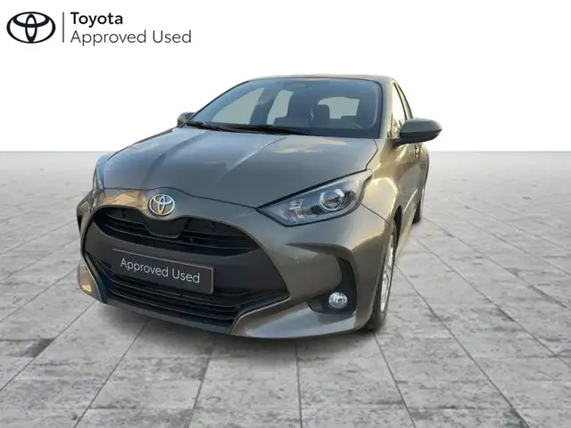 Toyota Yaris Dynamic tot en met 10 jaar relax garantie