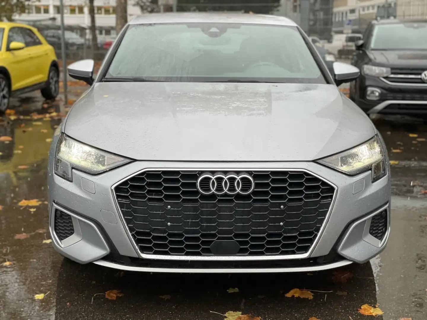 Audi A3 Sportback 35 TDI S-Tronic*NAVI*VIRTUAL*SHZ Silber - 2