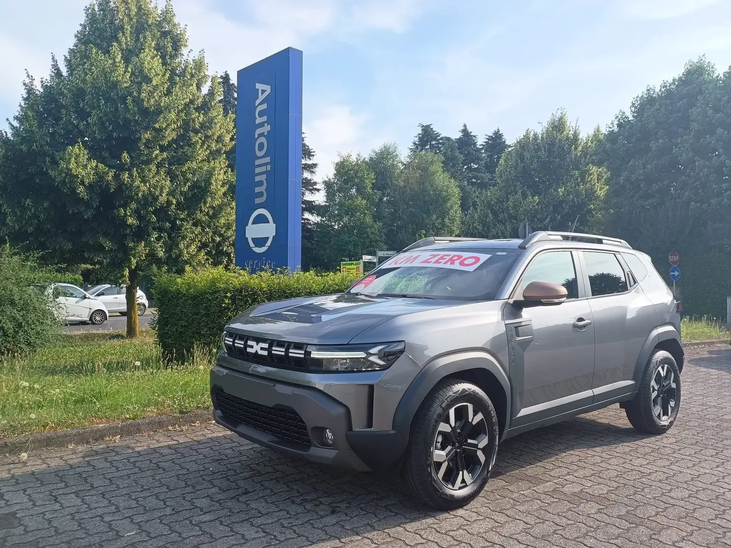 Dacia Duster 1.0 Extreme Eco-g 100cv NO VINCOLI FINANZIAMENTO Grigio - 1