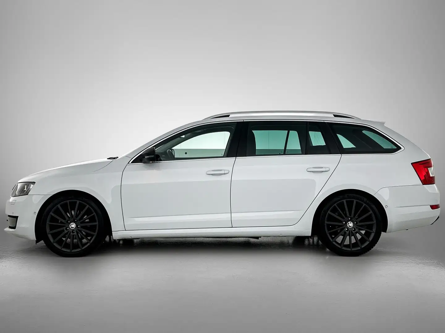 Skoda Octavia Combi 2.0 TDI 150PK Greentech Style Businessline / Wit - 2
