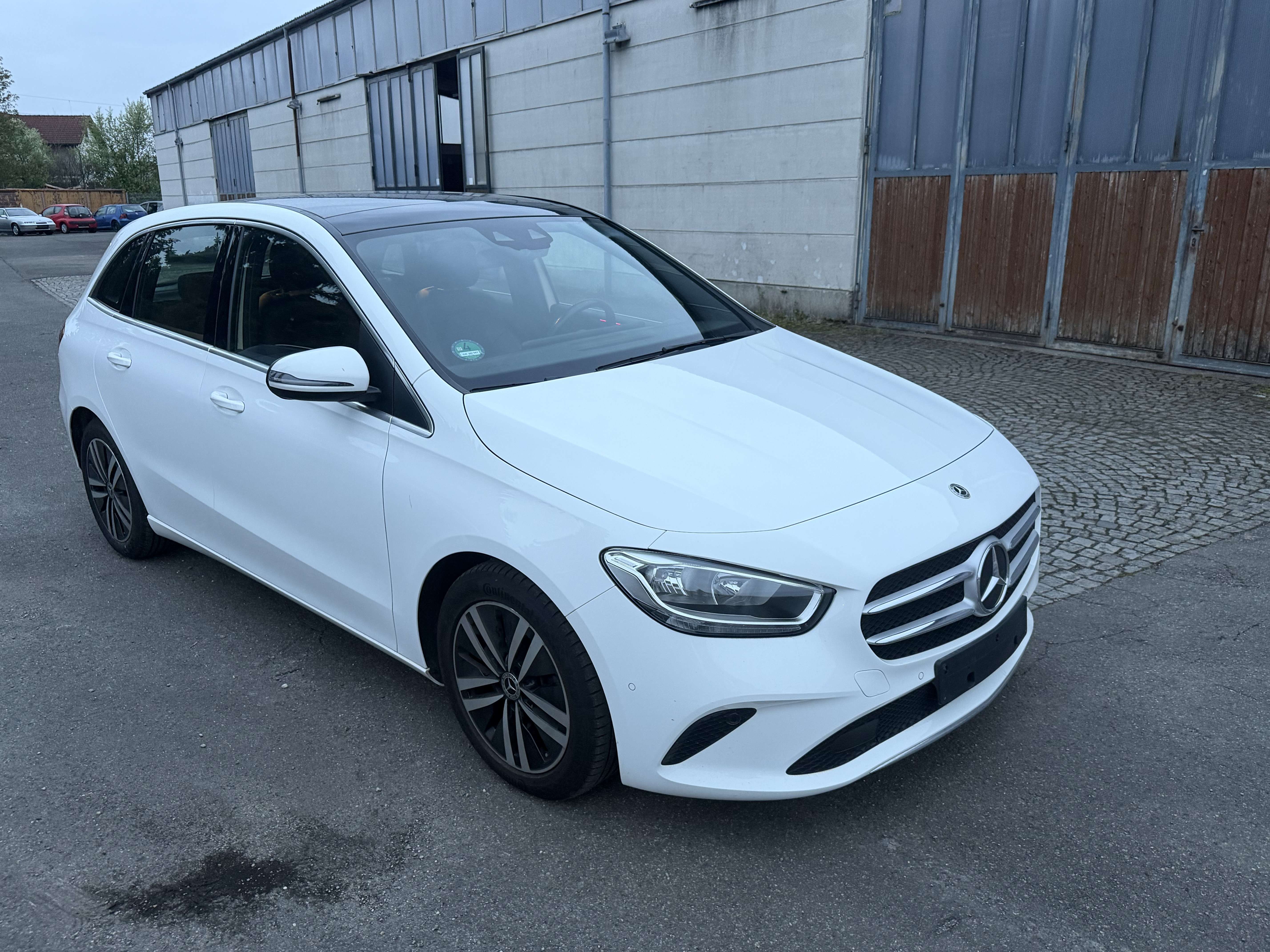 Second hand Mercedes Benz B-Class 180